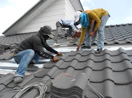 Best Roof Leak Repair  in Massapequa, NY